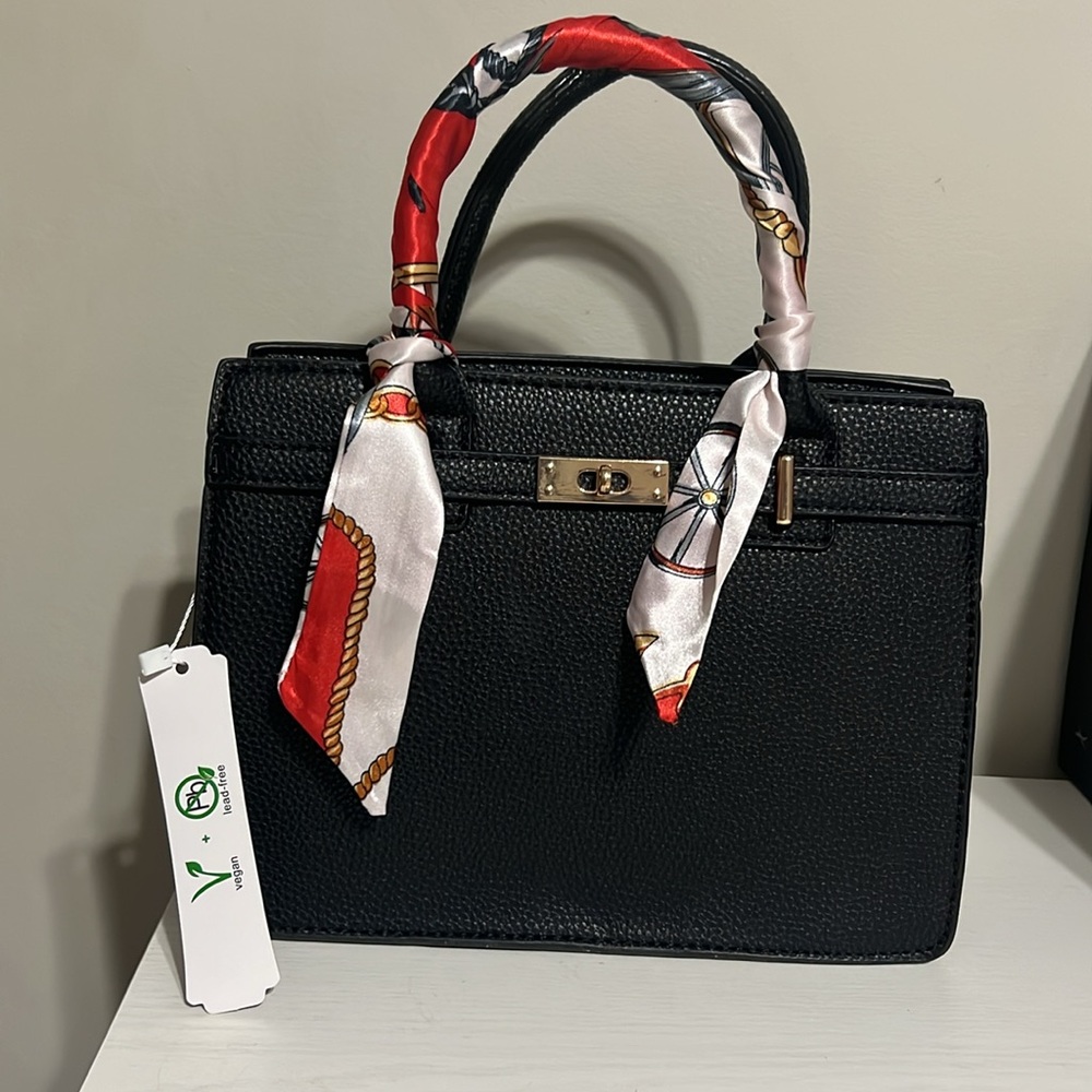 Small Bag 🌺 - Picture 2 of 6